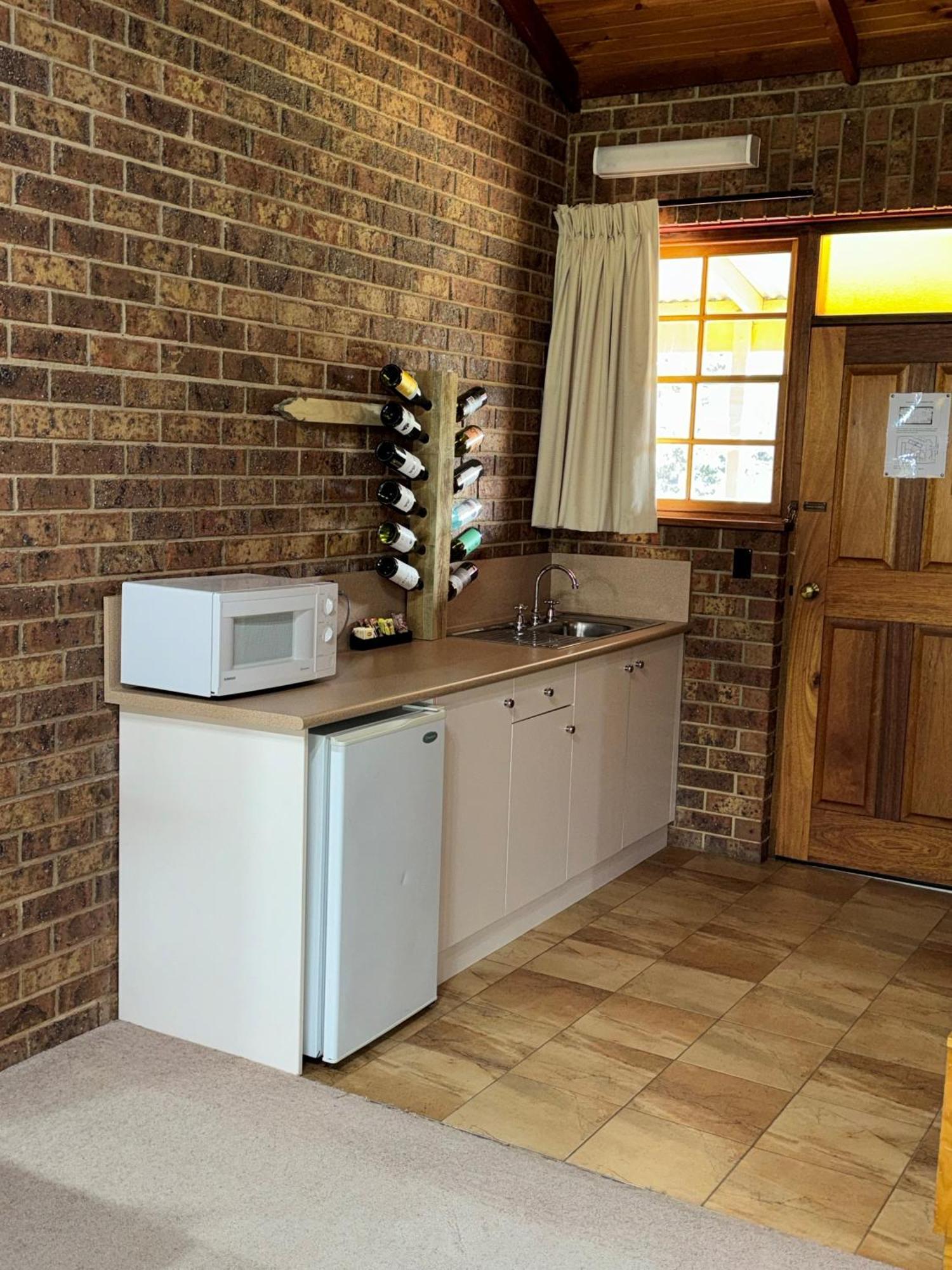 Coonawarra Place Motor Inn Екстер'єр фото